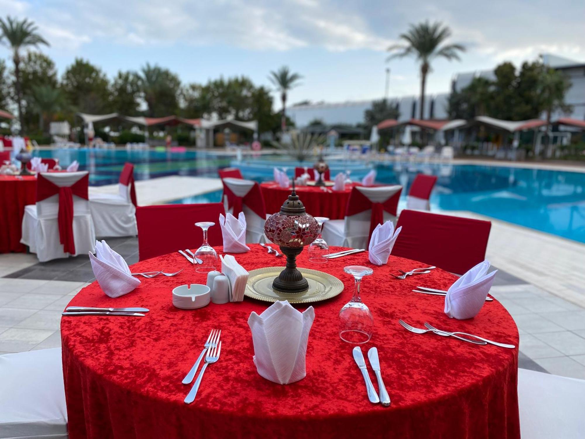 Queen'S Park Le Jardin Kemer Exterior foto